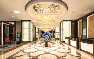 Lobby of an exclusive 5-star hotel like Sheraton Grand Istanbul Atasehir